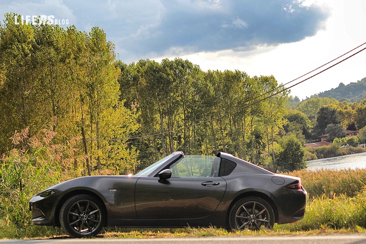 Mazda MX-5 RF 12