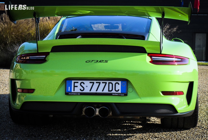 Porsche 911 GT3 RS - 10