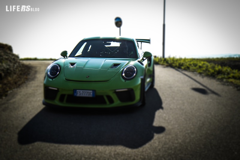 Porsche 911 GT3 RS - 1