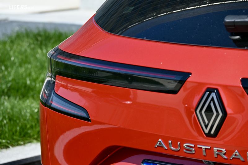 Renault Austral E-Tech - 8