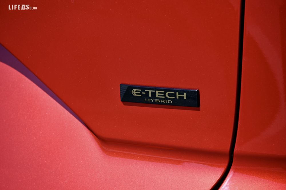 Renault Austral E-Tech - 2 