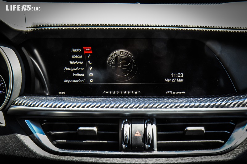 Alfa Romeo Stelvio Quadrifoglio 15