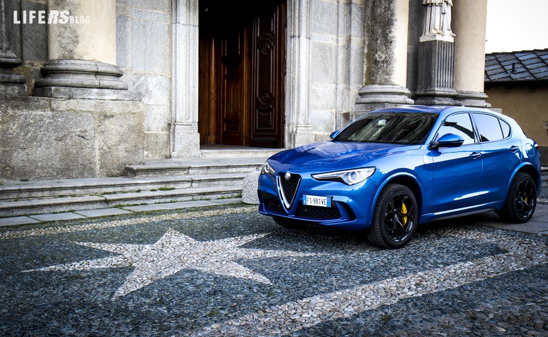 Alfa Romeo Stelvio Quadrifoglioe 2