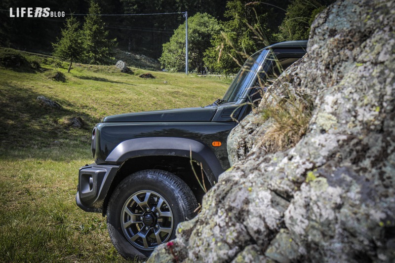 Suzuki Jimny 1.5 5MT - 17
