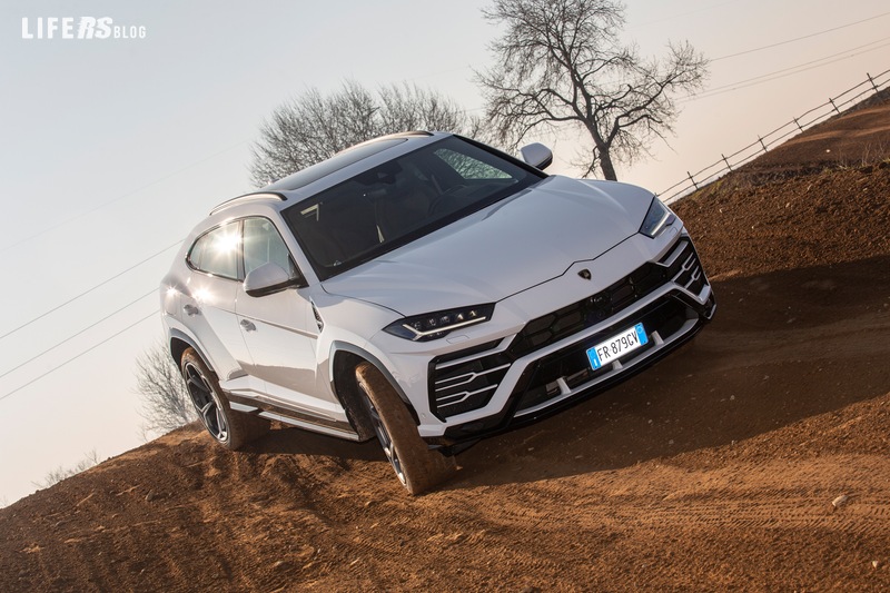 Lamborghini Urus 10