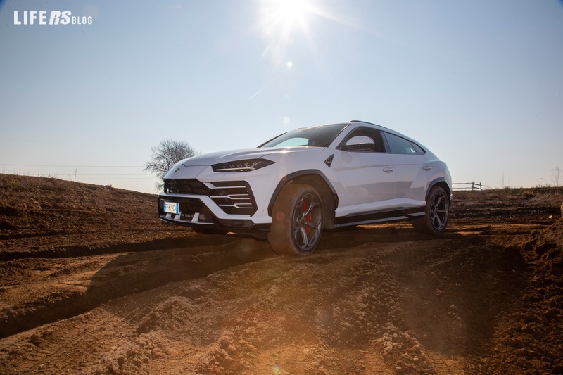 Lamborghini Urus 15