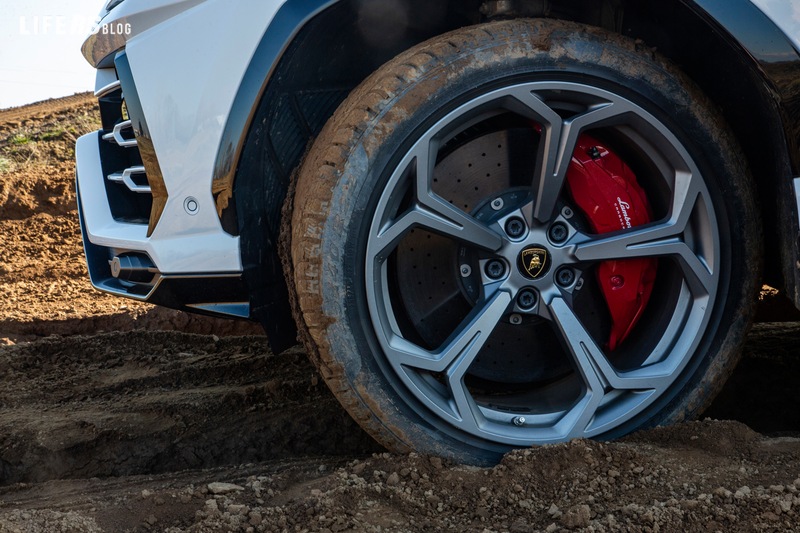 Lamborghini Urus 5