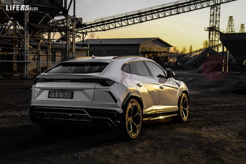 Lamborghini Urus 13