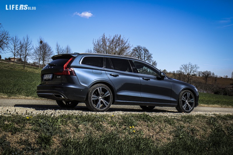 Volvo V60 16