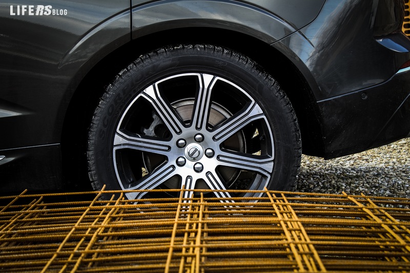 Volvo XC60 16