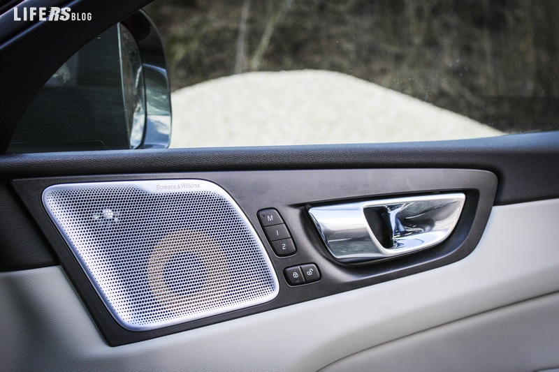 Volvo XC60 7